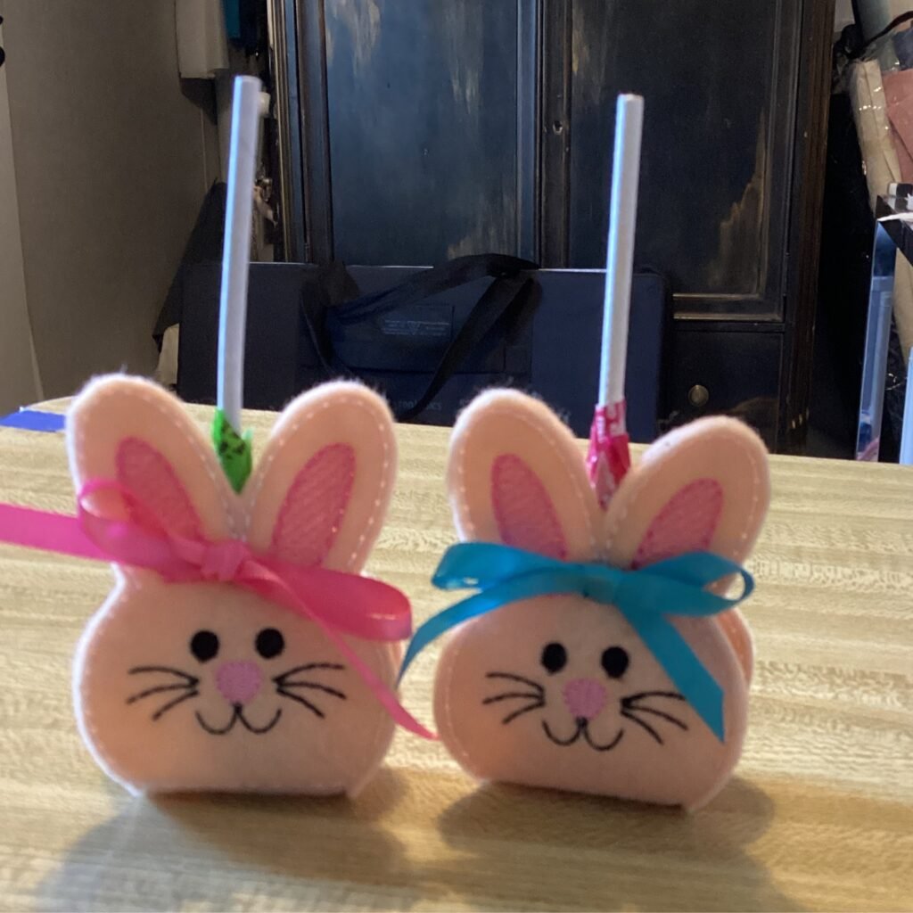 Lollipop Bunny Peach