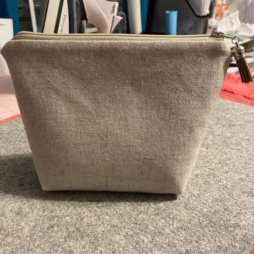 Small Zipper Bag-Tan Linen