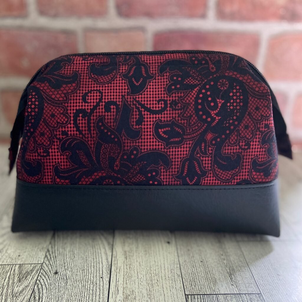 Trifecta Red Black
