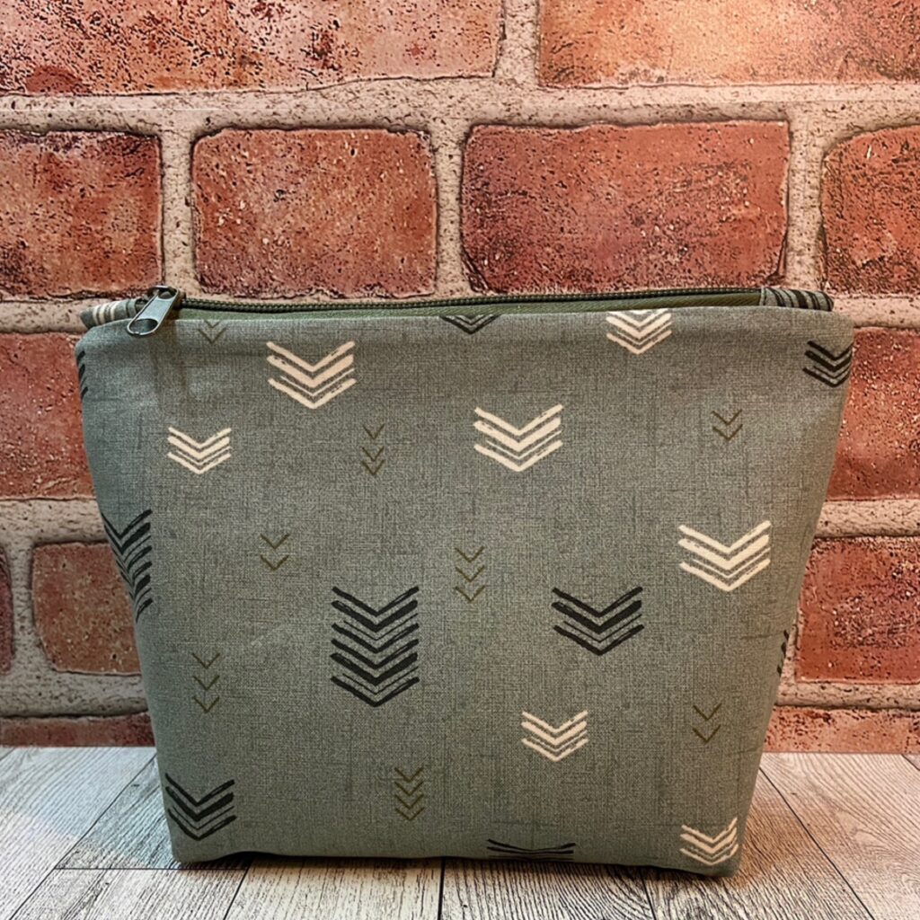 Large Zip Bag Sage Green Arrows
