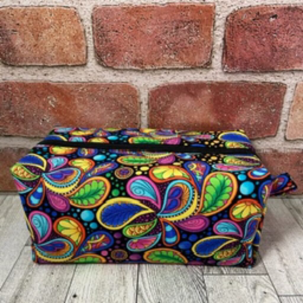 Boxy Bag Bright Paisley