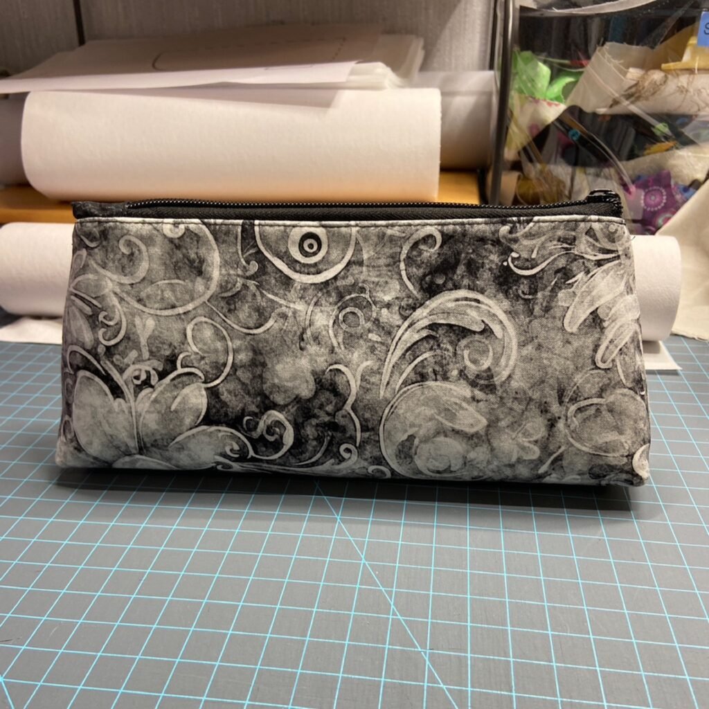 Long Zip Bag Black Floral