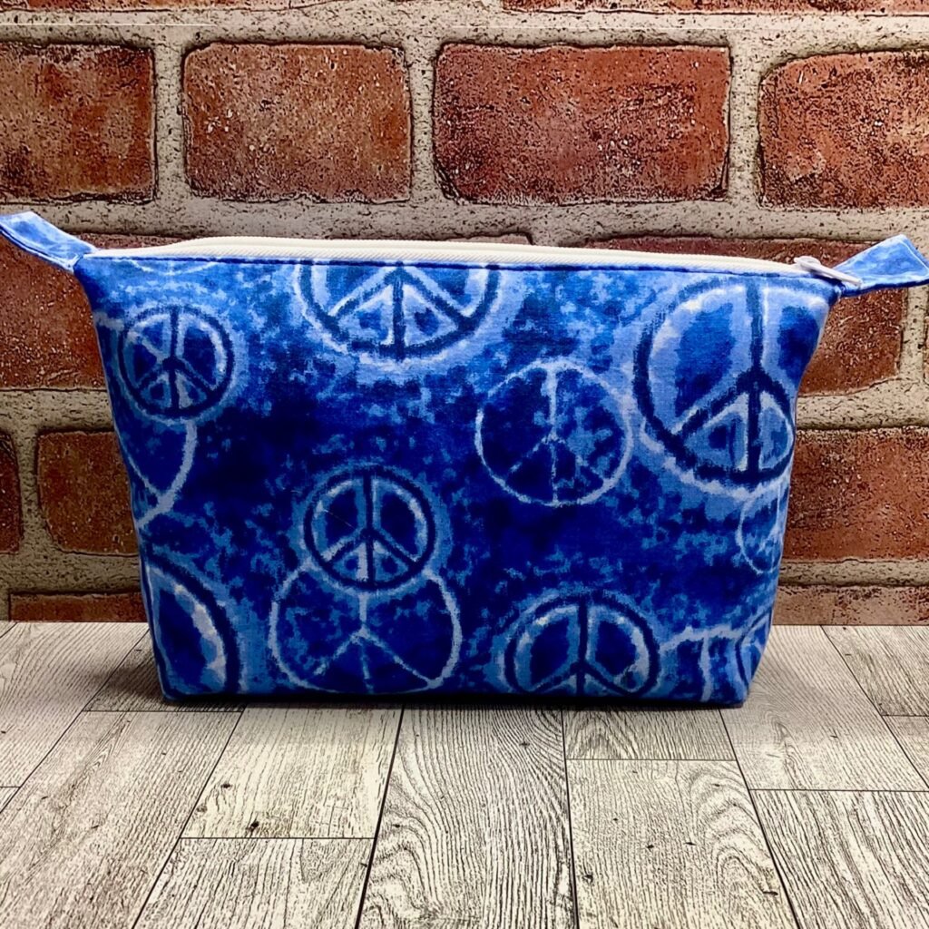 Travel Bag Large Peace Tie Die