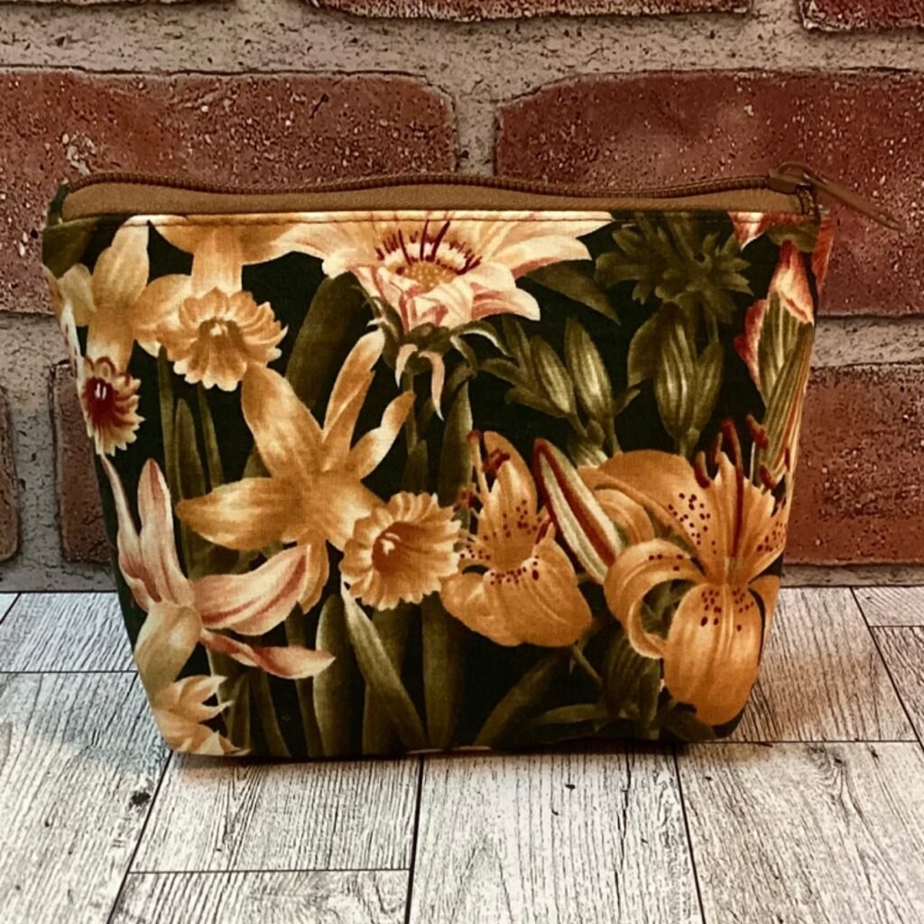 Small Zip Bag Fall Lilys