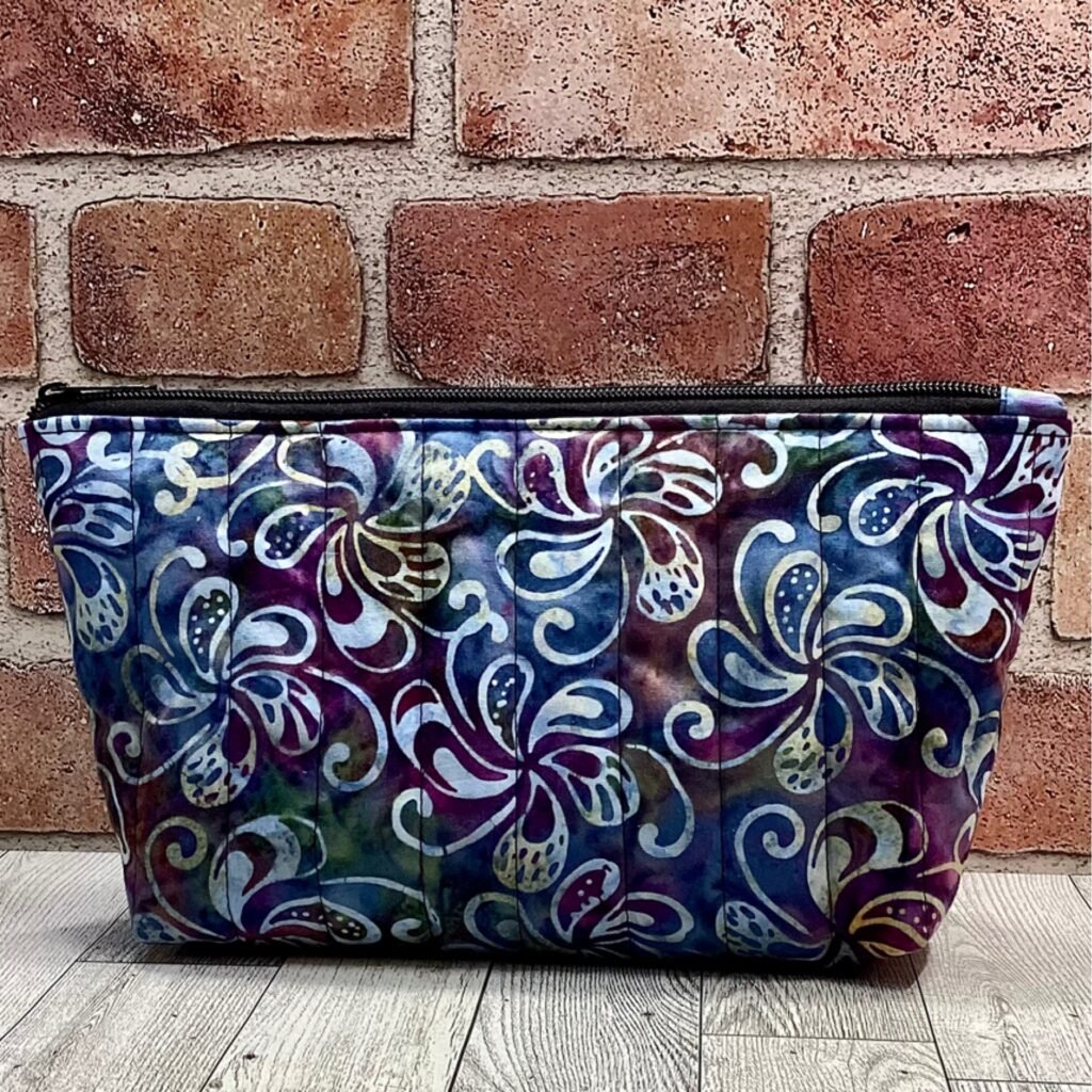 Large Zip Bag Quilted Dark Batik