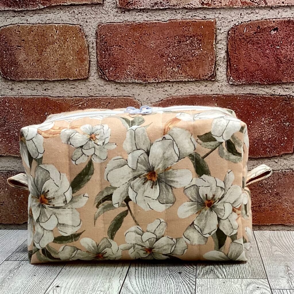 Quilted Boxy Bag Magnolias