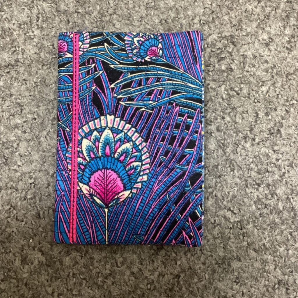 Mini Peacock