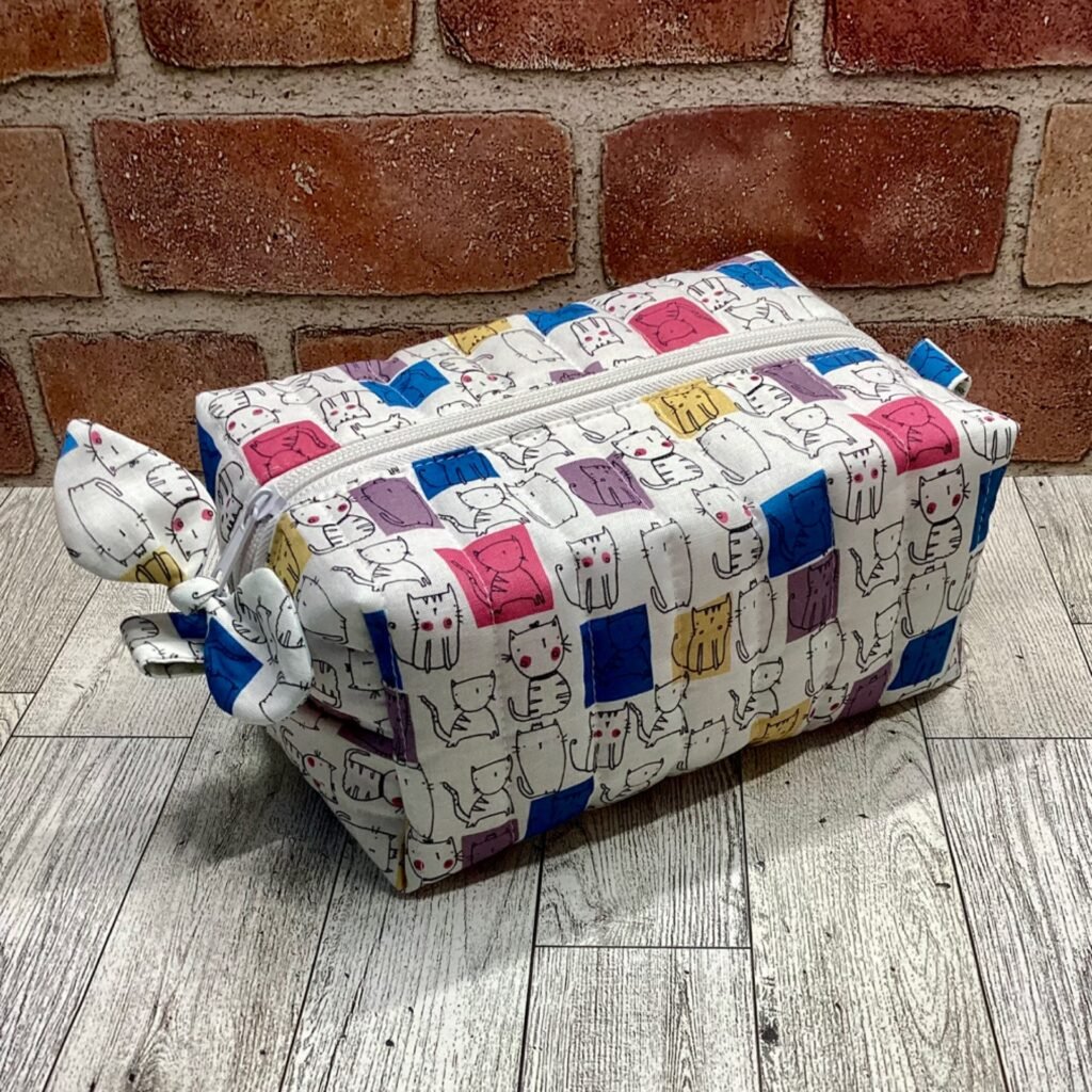 Quilted Boxy Bag Cats on White